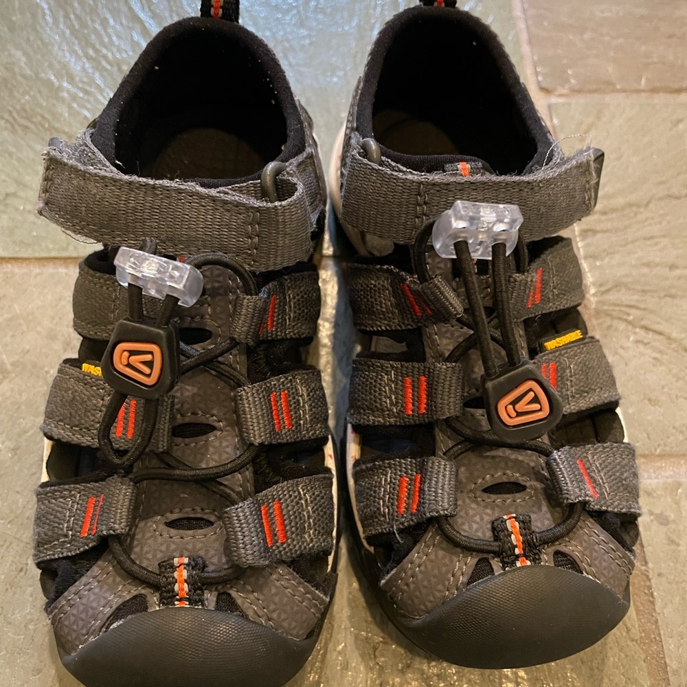 Keen’s Closed Toe Sandals
